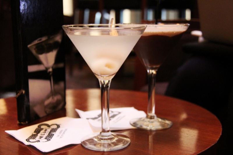 brasserie-ASCROS-min_martini_bar_lychee_chocolate_alcohol_liquor_happy_hour_happy-910161